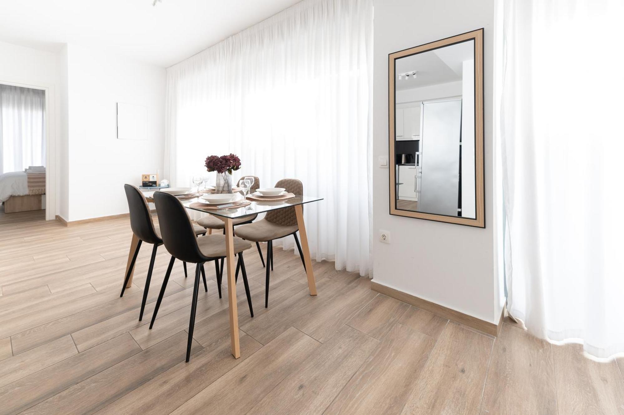 Stylish Spacious Apartment In Palaio Faliro Atina Dış mekan fotoğraf